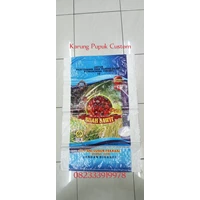 Custom 50 kg fertilizer plastic sacks PP material - PT SINAR SURYA ABADI SEJAHTERA